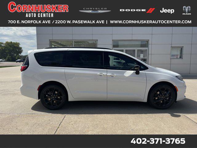 new 2026 Chrysler Pacifica car, priced at $55,375