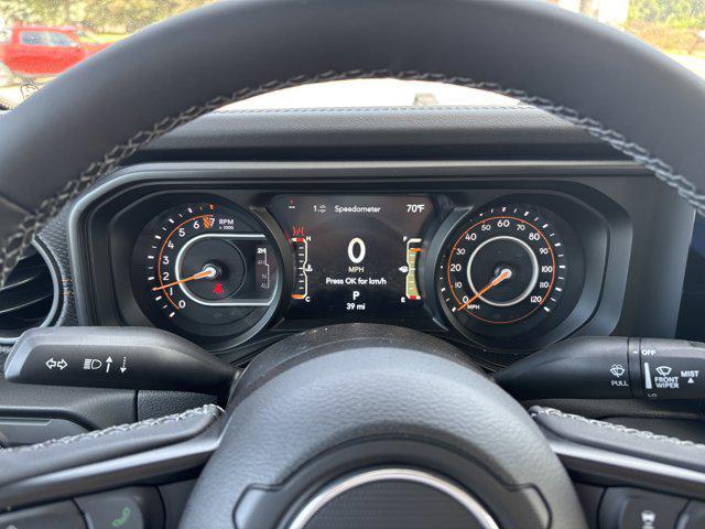 new 2025 Jeep Gladiator car, priced at $55,985