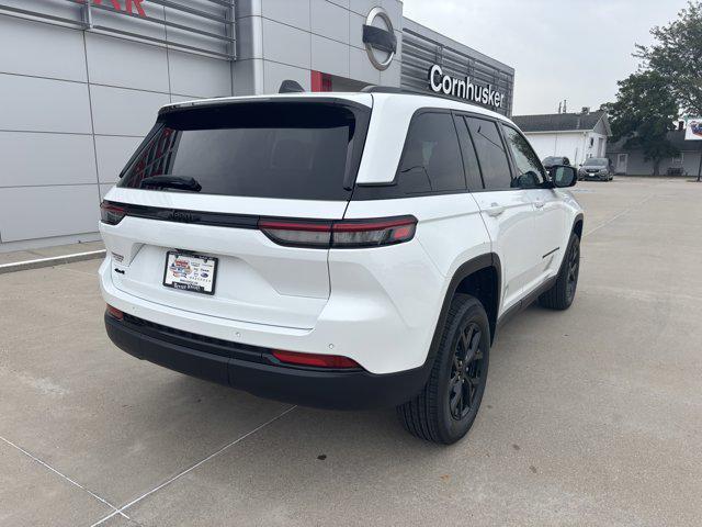 new 2025 Jeep Grand Cherokee car, priced at $46,135