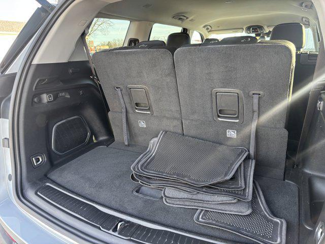 used 2022 Jeep Grand Cherokee L car, priced at $33,990