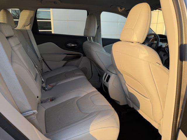 used 2019 Jeep Cherokee car, priced at $18,990