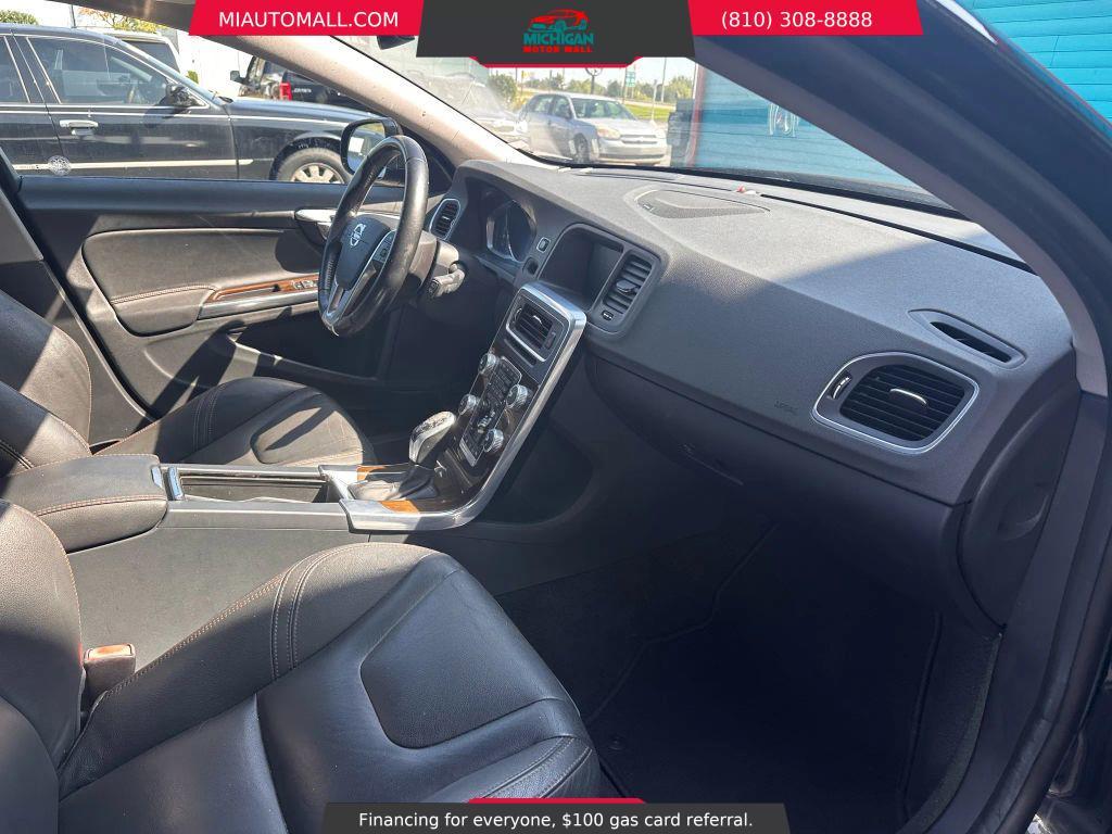 2015 Black Stone Volvo V60 Cross Country