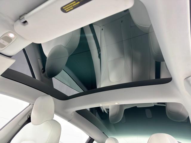 used 2021 Tesla Model 3 car, priced at $21,000