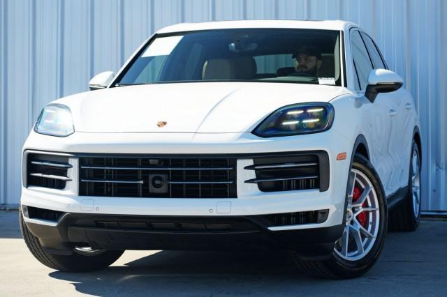 used 2025 Porsche Cayenne car, priced at $94,500