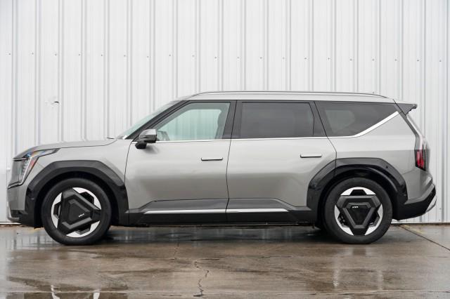 used 2024 Kia EV9 car, priced at $37,000