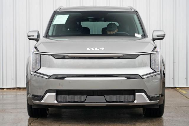 used 2024 Kia EV9 car, priced at $37,000