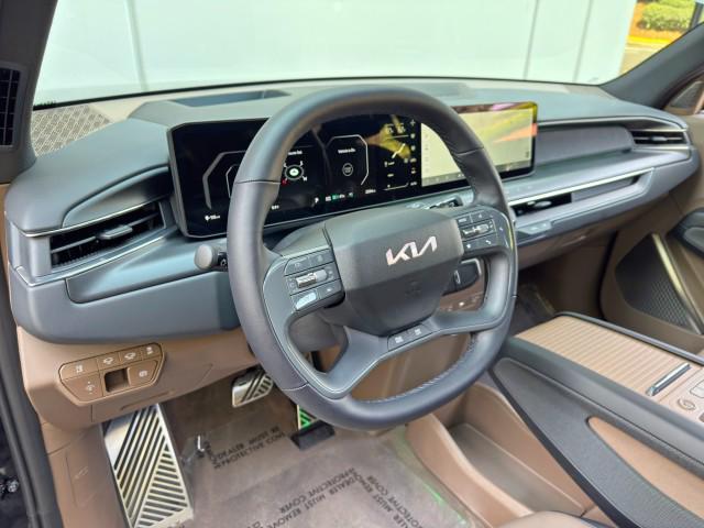 used 2025 Kia EV9 car