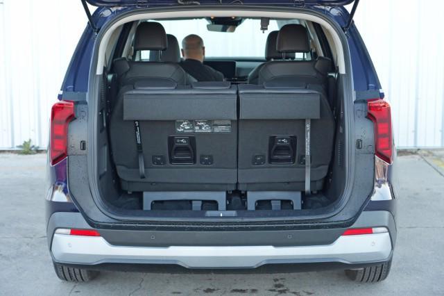 used 2025 Kia Carnival car, priced at $34,898