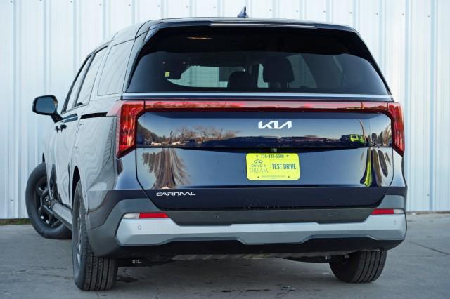 used 2025 Kia Carnival car, priced at $34,898