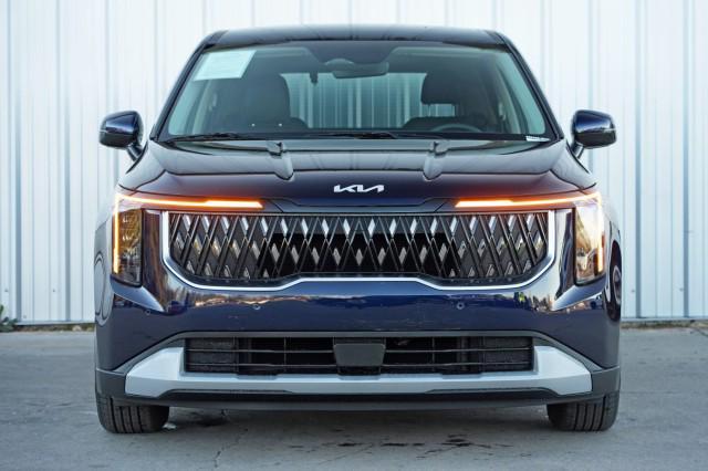 used 2025 Kia Carnival car, priced at $34,898