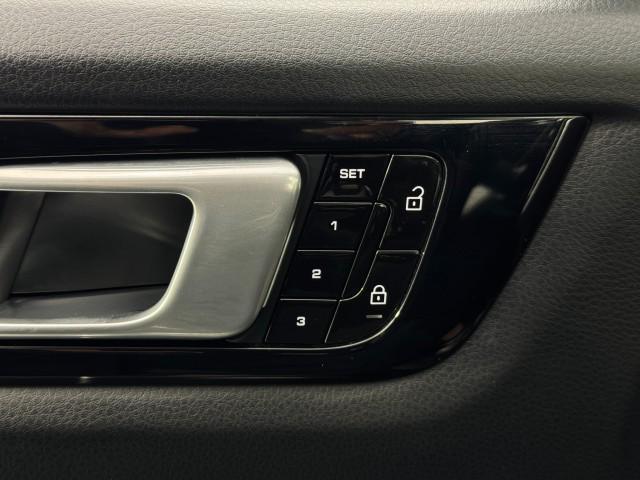 used 2020 Porsche Cayenne car, priced at $33,500