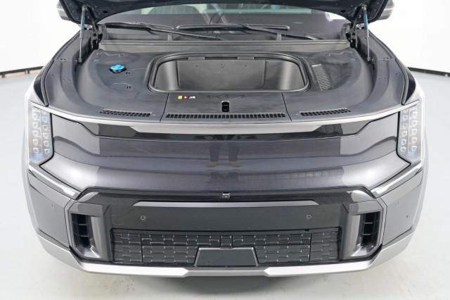 used 2024 Kia EV9 car, priced at $41,500