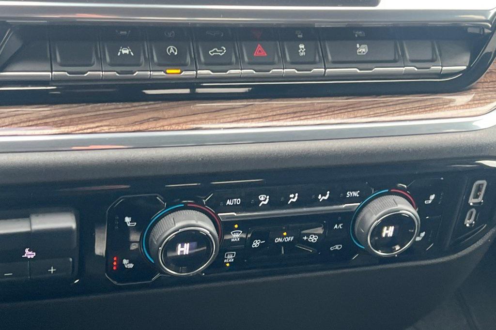 used 2024 Chevrolet Silverado 1500 car, priced at $32,997