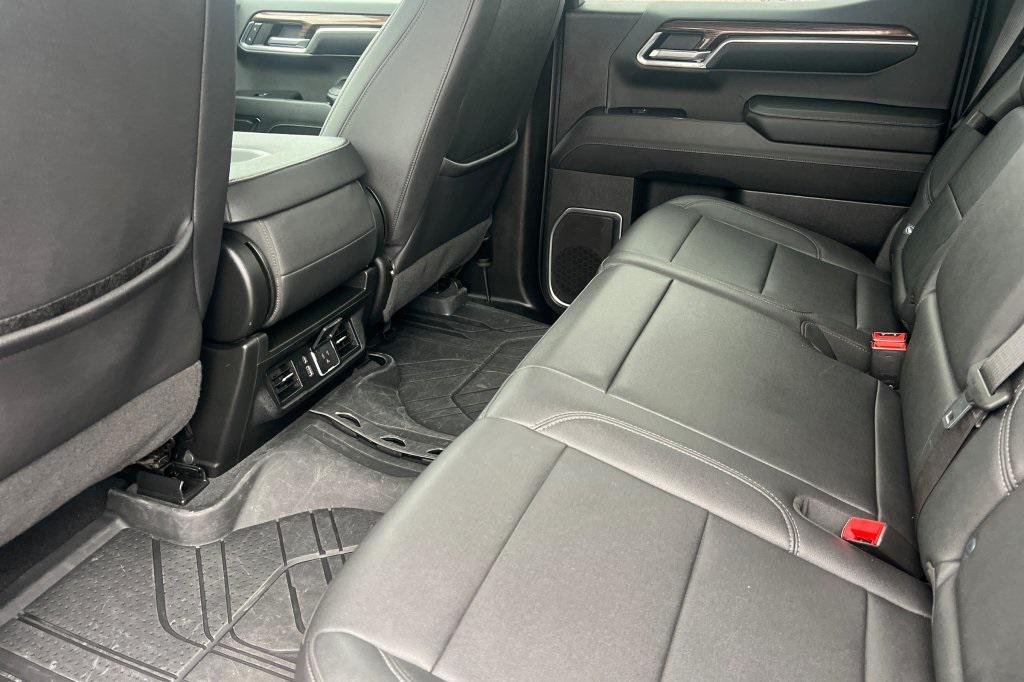 used 2024 Chevrolet Silverado 1500 car, priced at $32,997