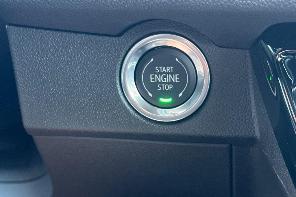 new 2026 Chevrolet Traverse car, priced at $40,920