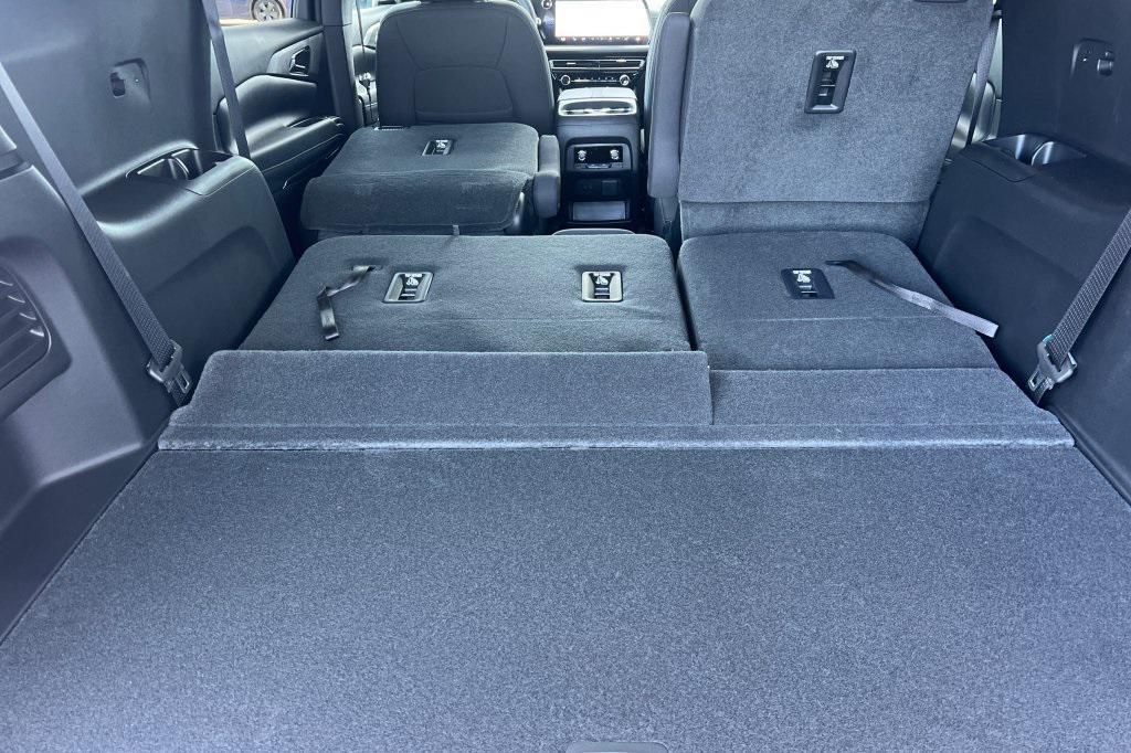 new 2026 Chevrolet Traverse car, priced at $40,920