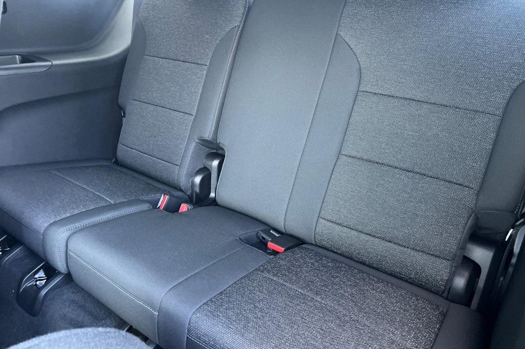 new 2026 Chevrolet Traverse car, priced at $40,920