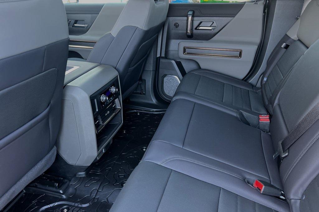 new 2025 GMC HUMMER EV Pickup car, priced at $104,935