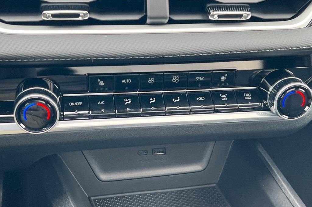 new 2026 Chevrolet Equinox car, priced at $32,735