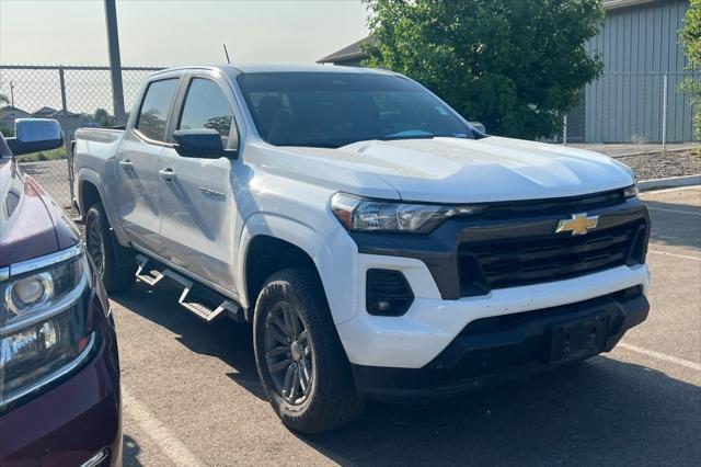 2023 Summit White Chevrolet Colorado