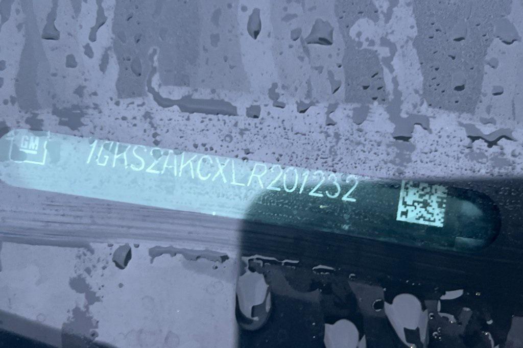 used 2020 GMC Yukon car, priced at $27,997