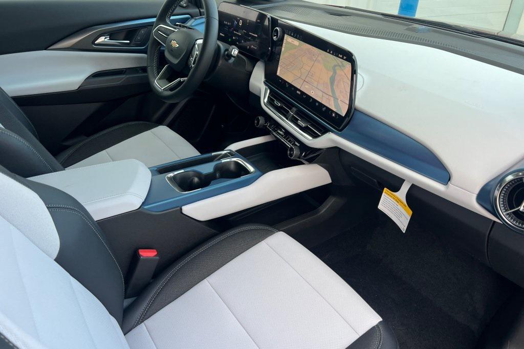 new 2026 Chevrolet Equinox EV car, priced at $42,993