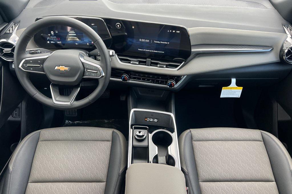 new 2026 Chevrolet Equinox car, priced at $33,080