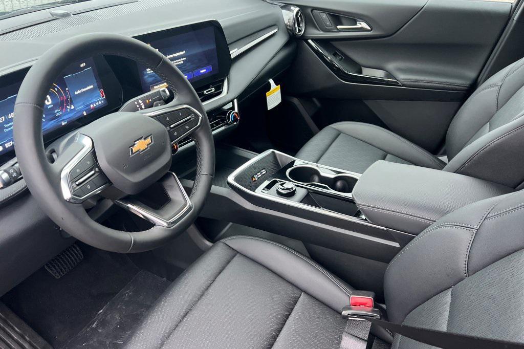 new 2026 Chevrolet Equinox car, priced at $30,545