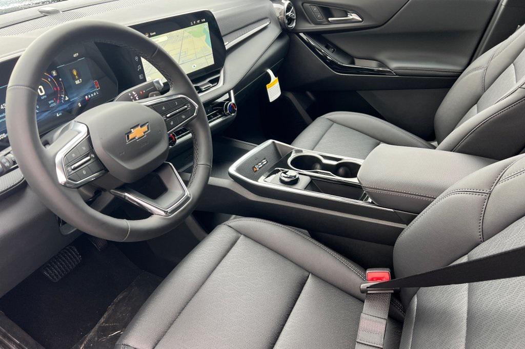 new 2026 Chevrolet Equinox car, priced at $33,485