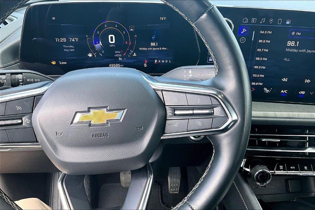 used 2024 Chevrolet Traverse car, priced at $32,500