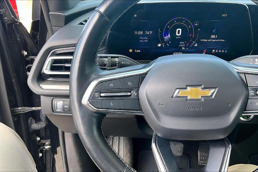 used 2024 Chevrolet Traverse car, priced at $32,500