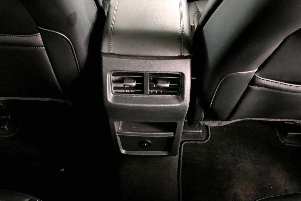 used 2024 Ford Edge car, priced at $21,500