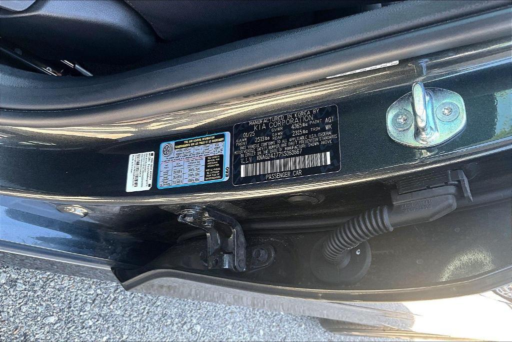 used 2025 Kia K5 car, priced at $21,000