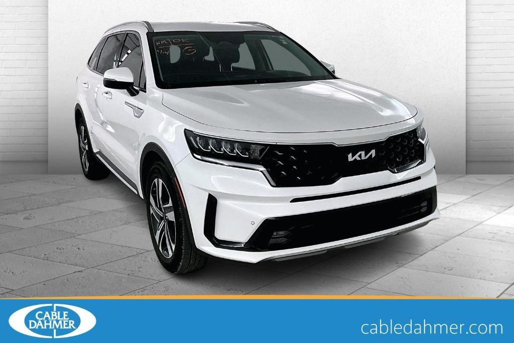 used 2023 Kia Sorento Hybrid car, priced at $24,843