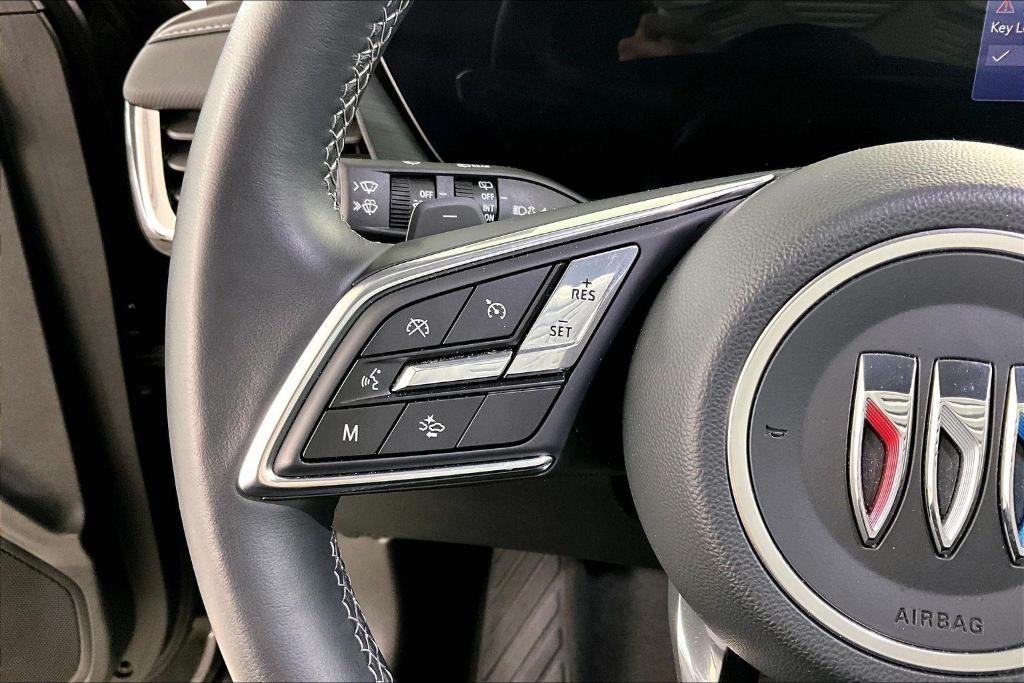 used 2025 Buick Envision car, priced at $22,800