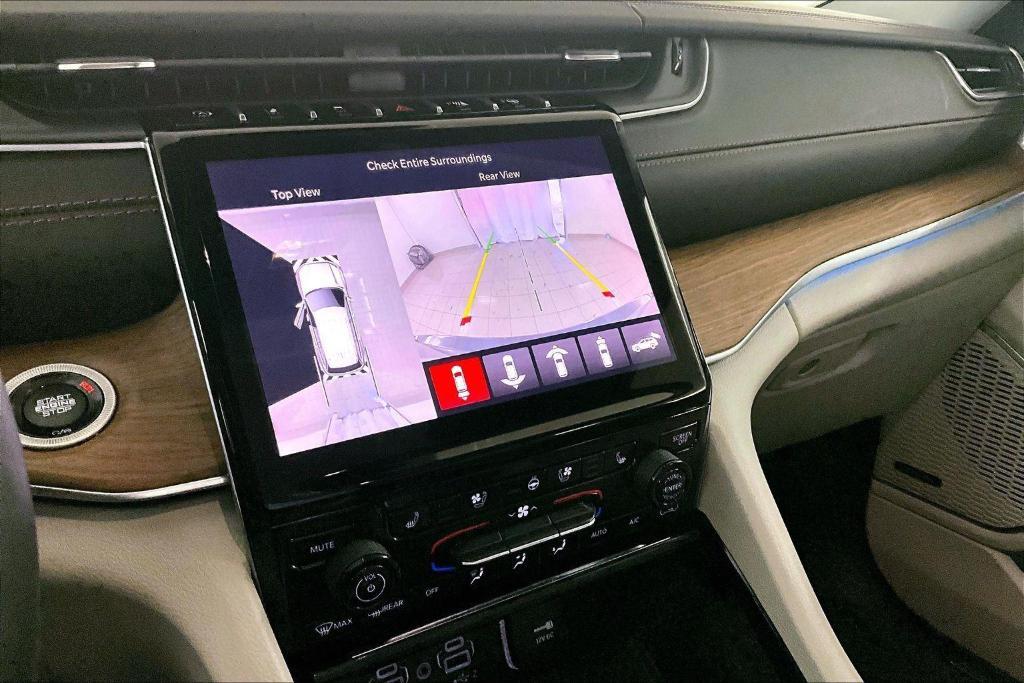 used 2022 Jeep Grand Cherokee car, priced at $35,000