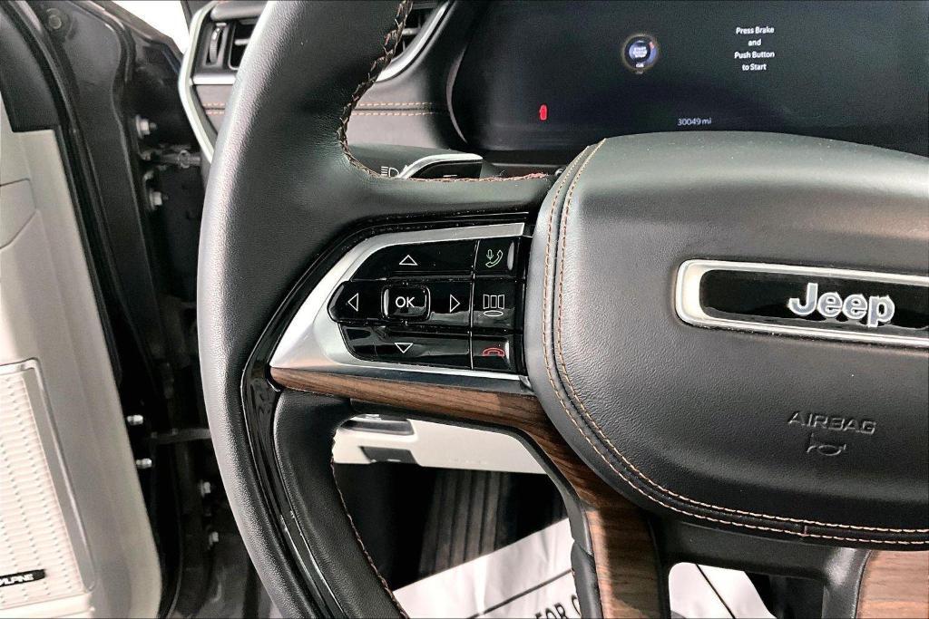 used 2022 Jeep Grand Cherokee car, priced at $35,000