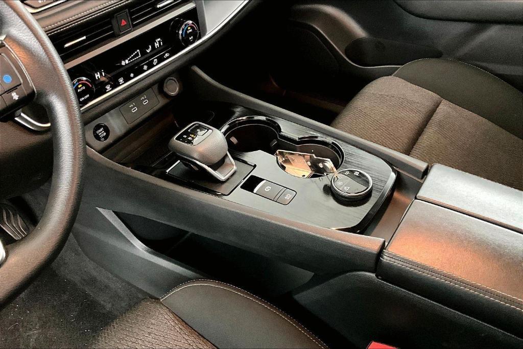 used 2024 Nissan Rogue car, priced at $19,727