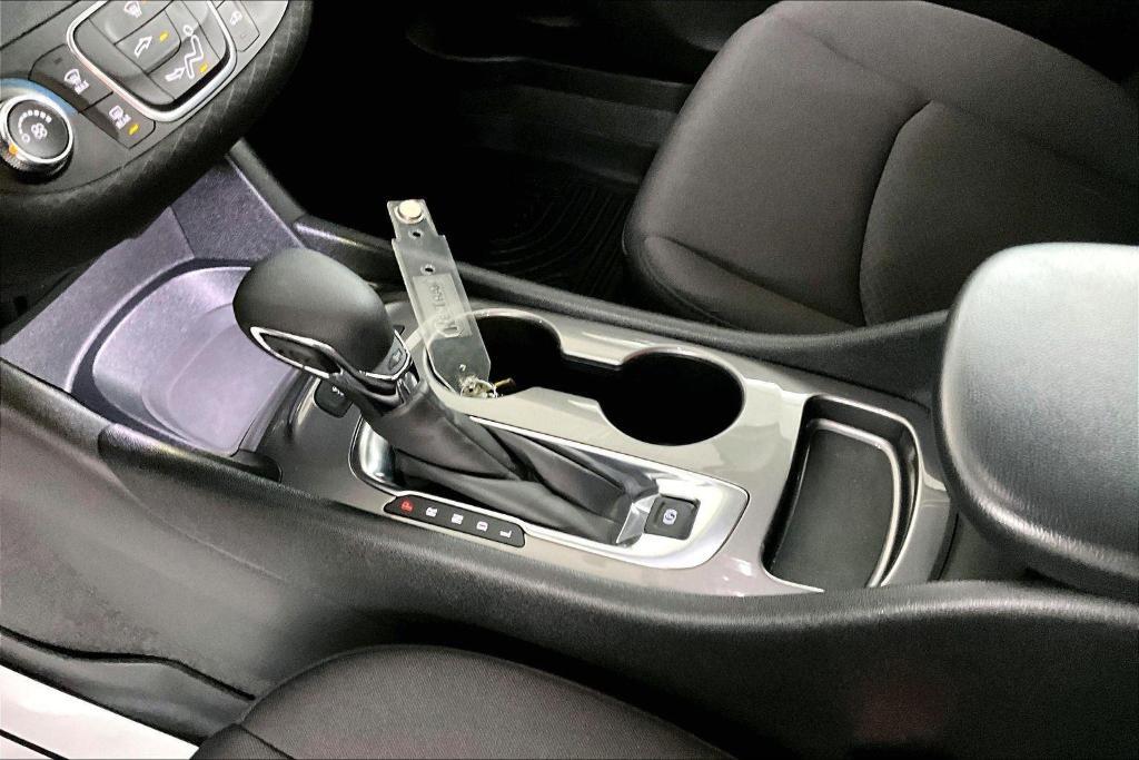 used 2024 Chevrolet Malibu car, priced at $18,990