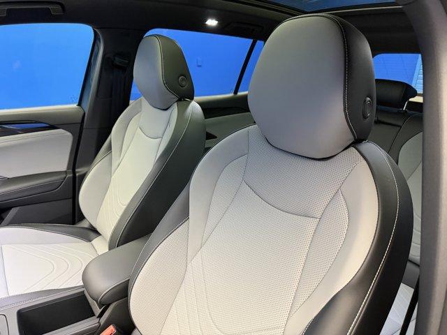 new 2026 Volkswagen Tiguan car, priced at $38,998