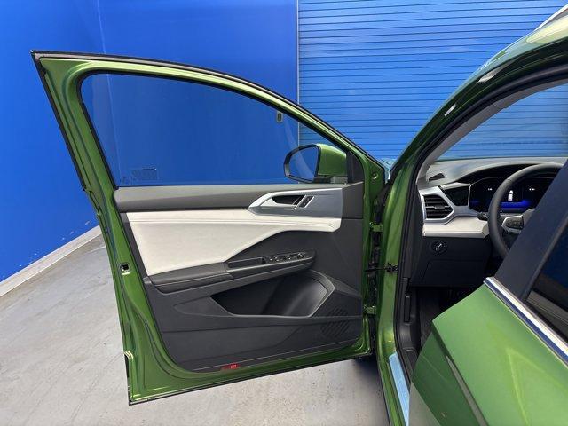 new 2026 Volkswagen Taos car, priced at $32,658