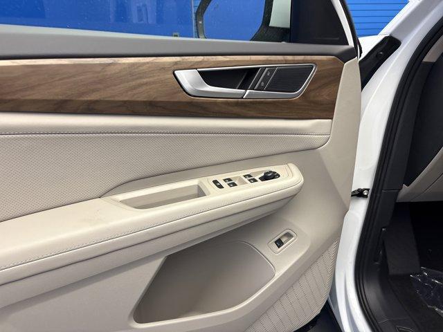 new 2026 Volkswagen Atlas car, priced at $43,998