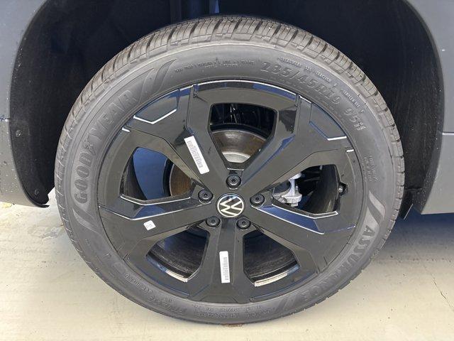 new 2026 Volkswagen Taos car, priced at $33,367