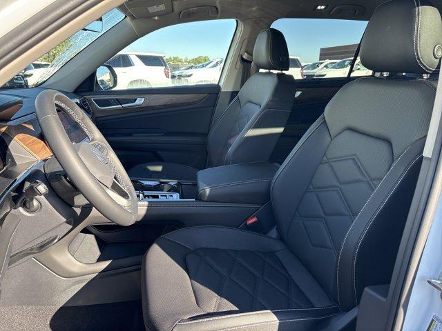 new 2026 Volkswagen Atlas car, priced at $45,422