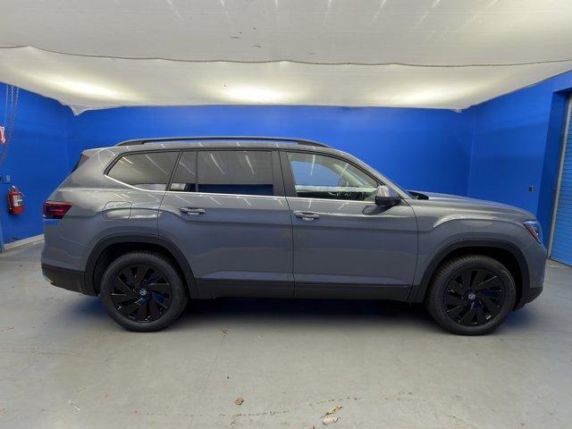 new 2026 Volkswagen Atlas car, priced at $43,844