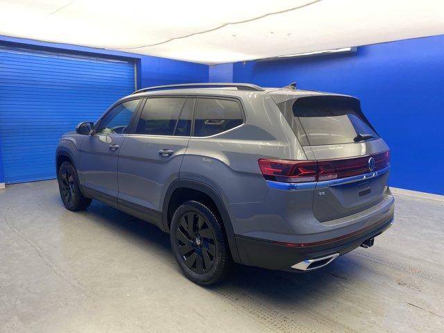new 2026 Volkswagen Atlas car, priced at $43,498