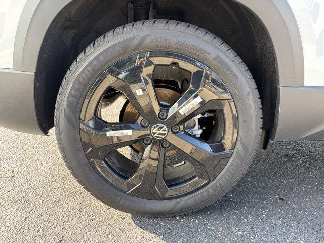 new 2026 Volkswagen Taos car, priced at $36,636