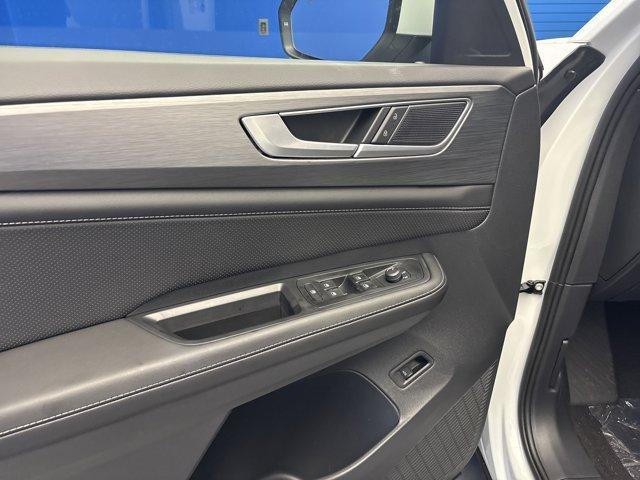 new 2026 Volkswagen Atlas Cross Sport car, priced at $44,498