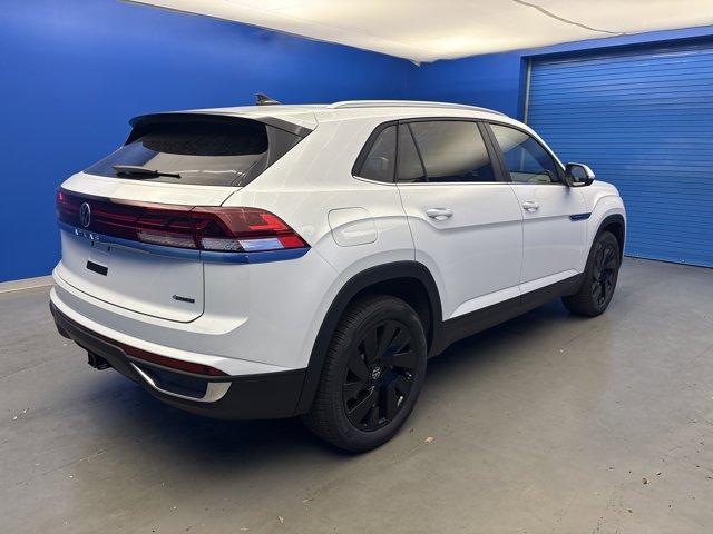 new 2026 Volkswagen Atlas Cross Sport car, priced at $44,498