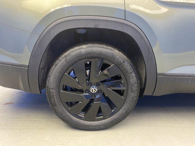 new 2026 Volkswagen Atlas car, priced at $42,698